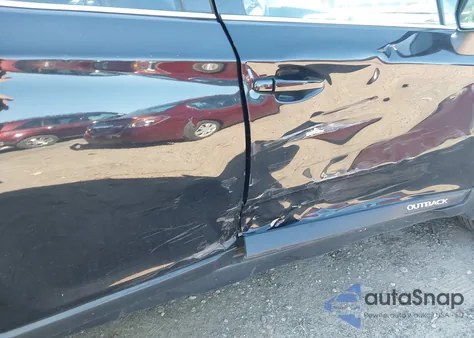 2015 Subaru Outback 2.5I Limited z USA, uszkodzony, nr VIN 4S4BSBJC7F3357573